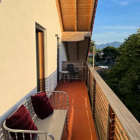 Reschenhof Apartment *